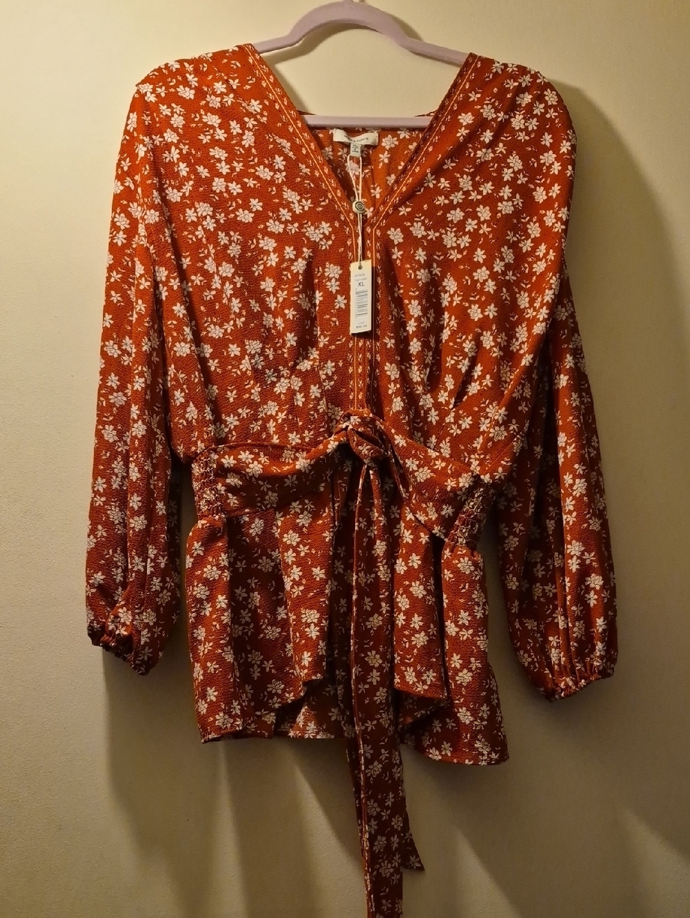 Max Studio Rust Floral Tie-Waist V-Neck Blouse